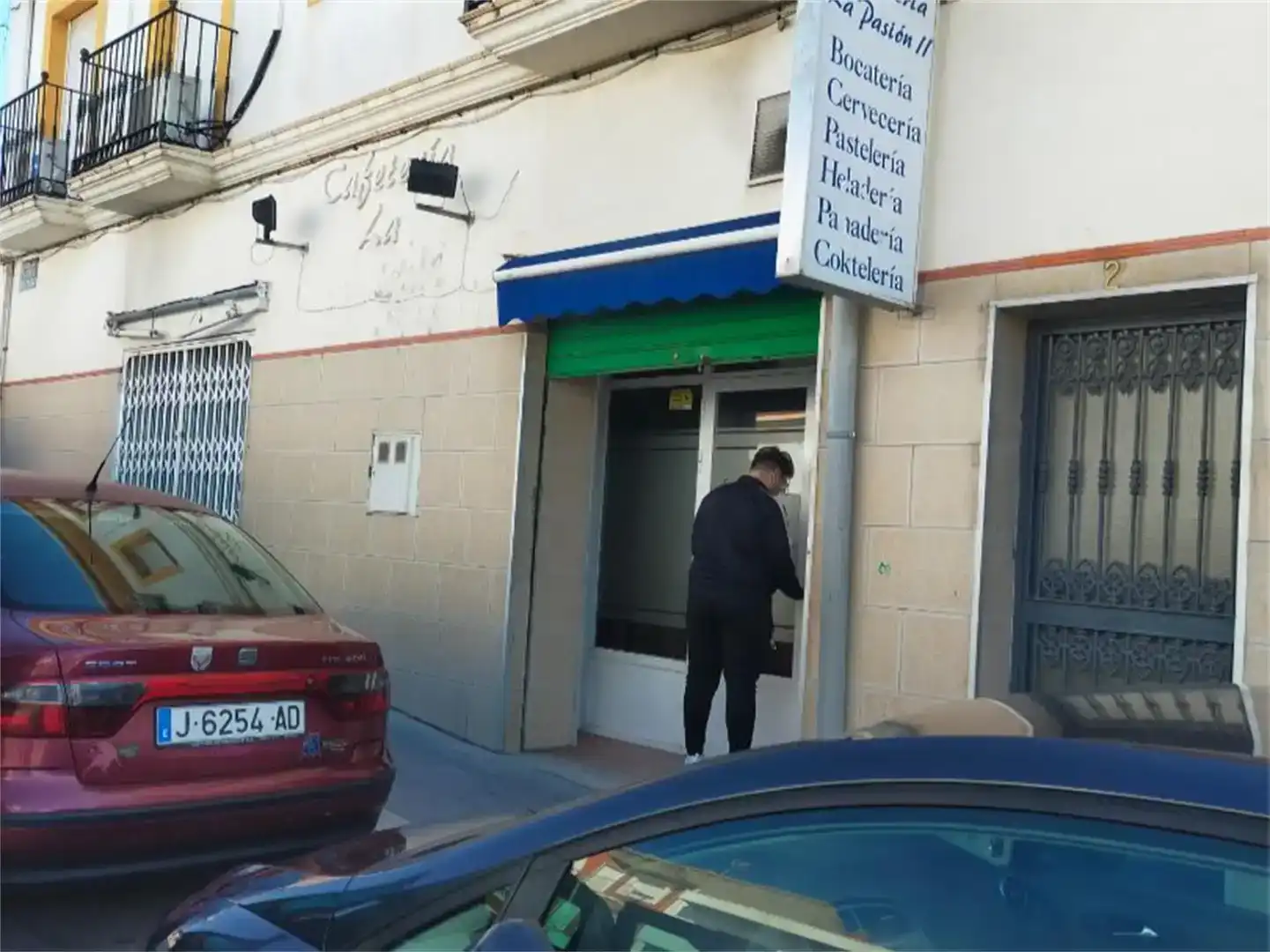 Local en venda en Linares amb Aire condicionat i Moblat