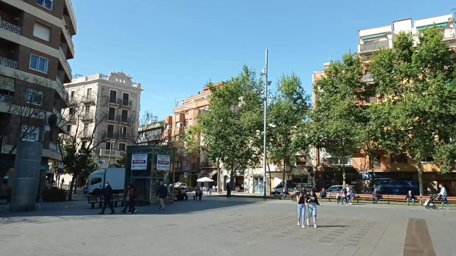 Vista exterior de Garatge en venda en Sant Adrià de Besòs