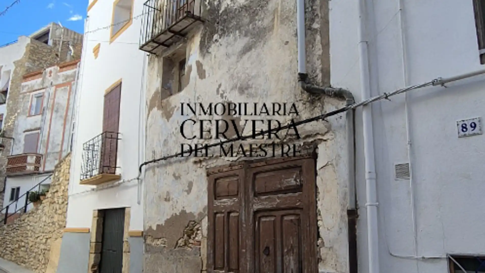 Vista exterior de Casa adosada en venda en Cervera del Maestre