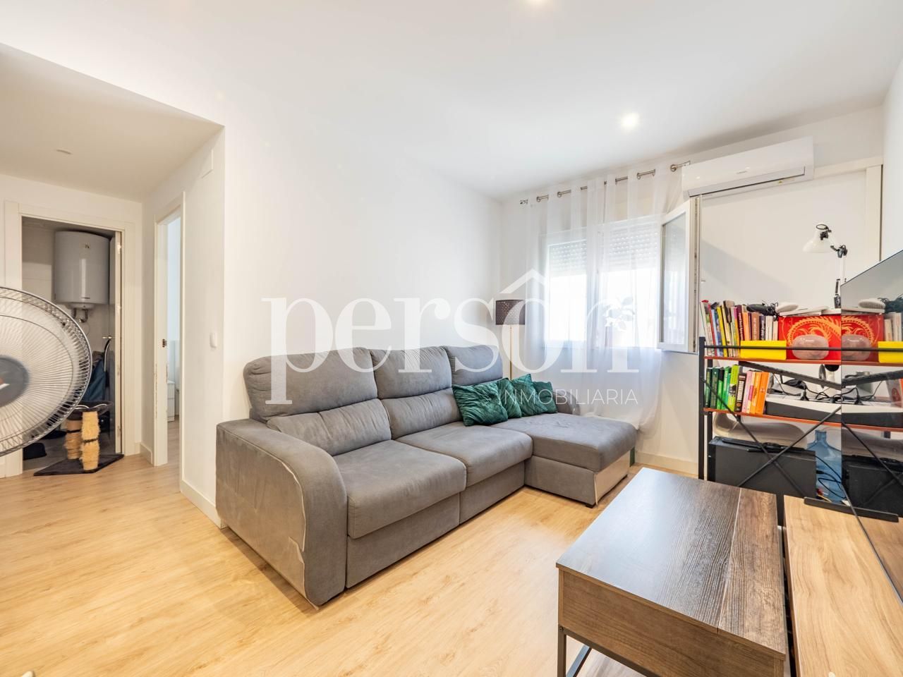 Sala de estar de Piso de alquiler en  Valencia Capital con Aire acondicionado y Parquet