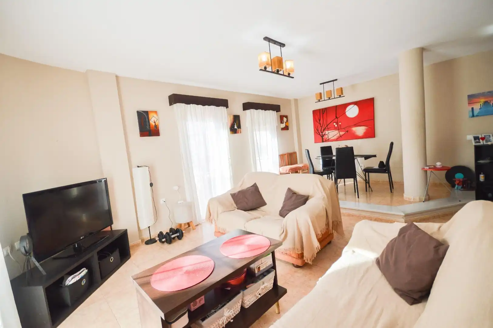 Wohnzimmer von Wohnung zum Verkauf in Viator mit Klimaanlage und Heizung