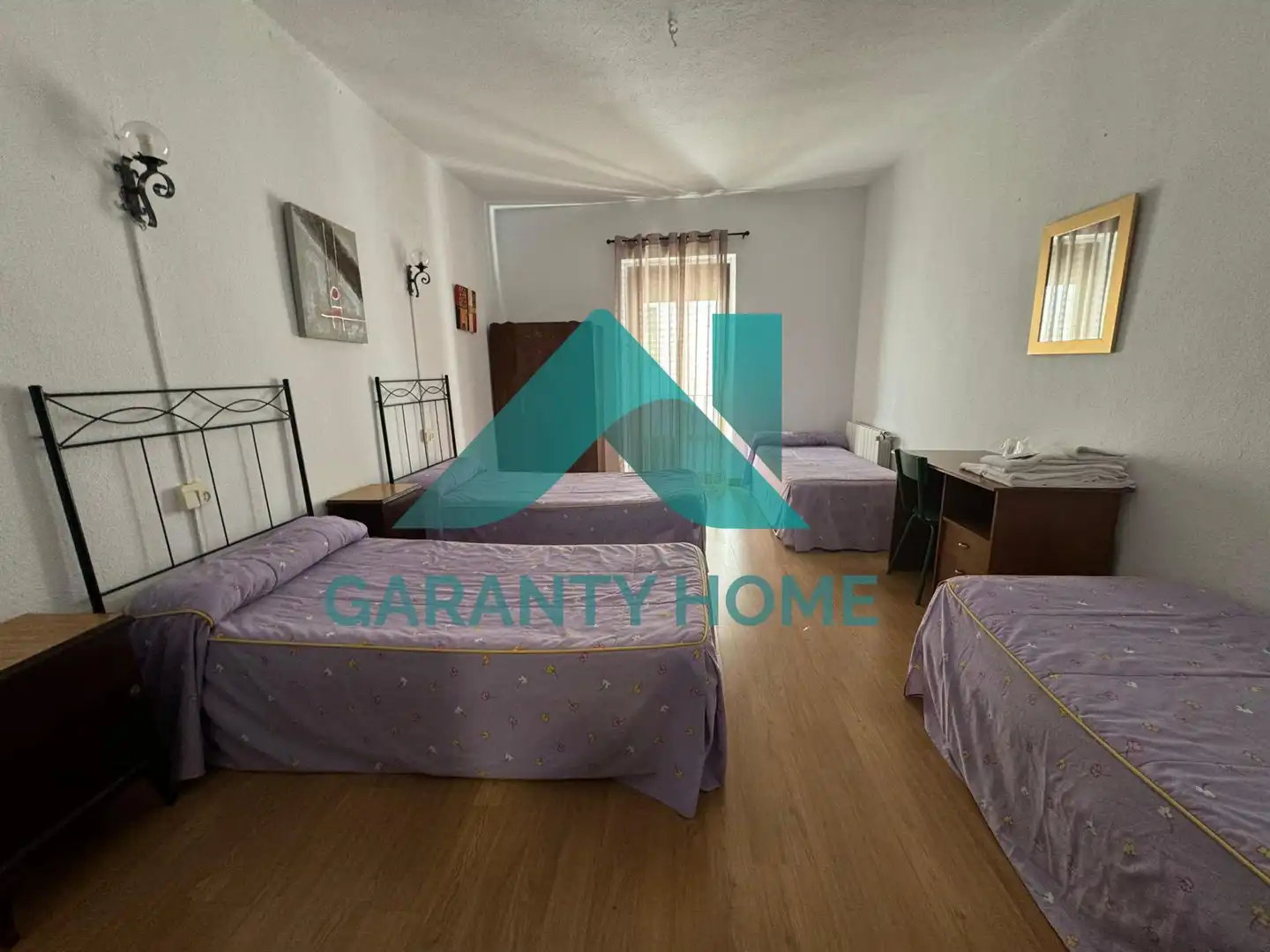 Bedroom of Buildings for sale in Cáceres