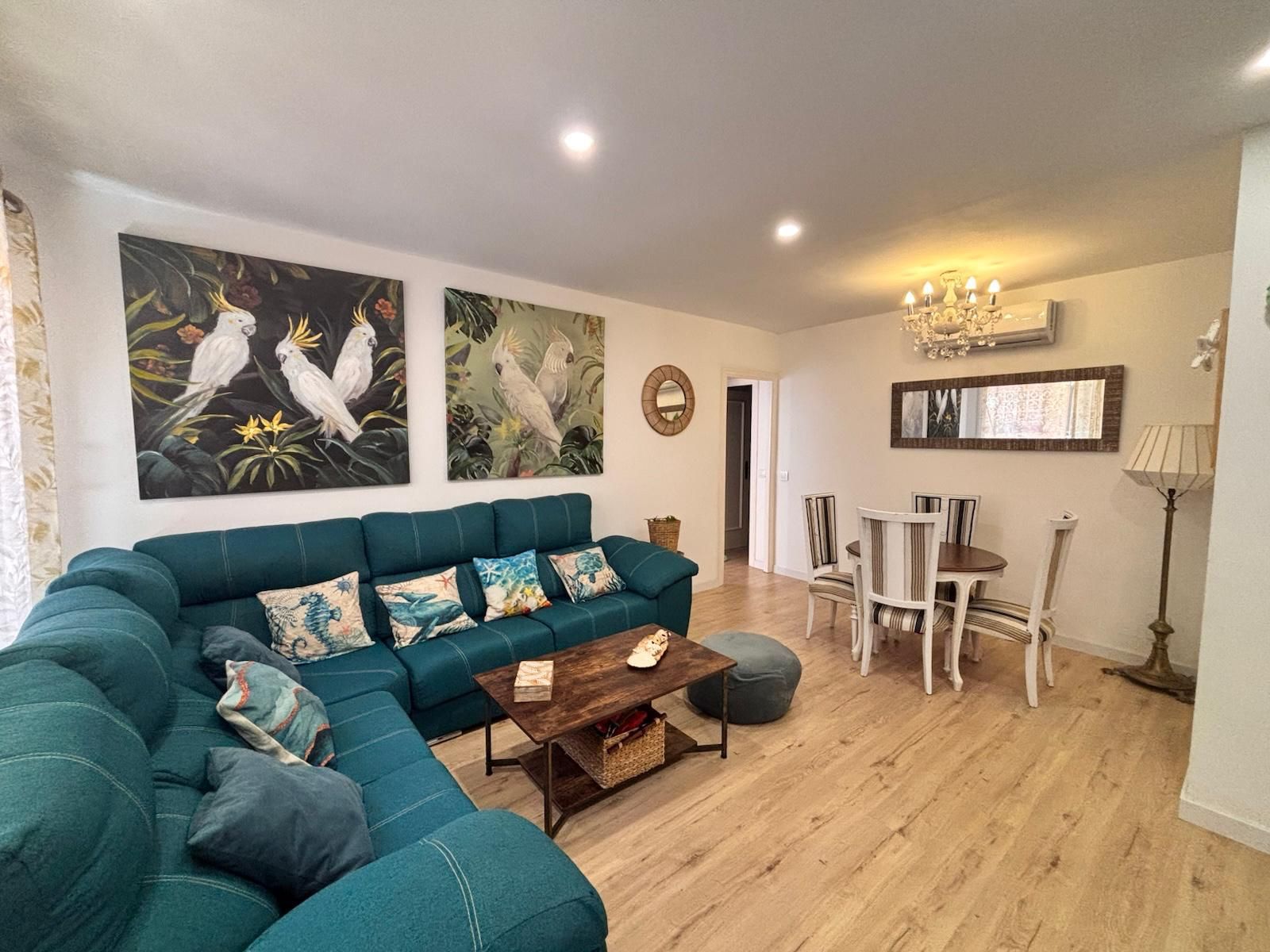 Living room of Apartment to rent in  Palma de Mallorca  with Air Conditioner, Furnished and Community pool