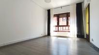 Schlafzimmer von Wohnung miete in Getxo 