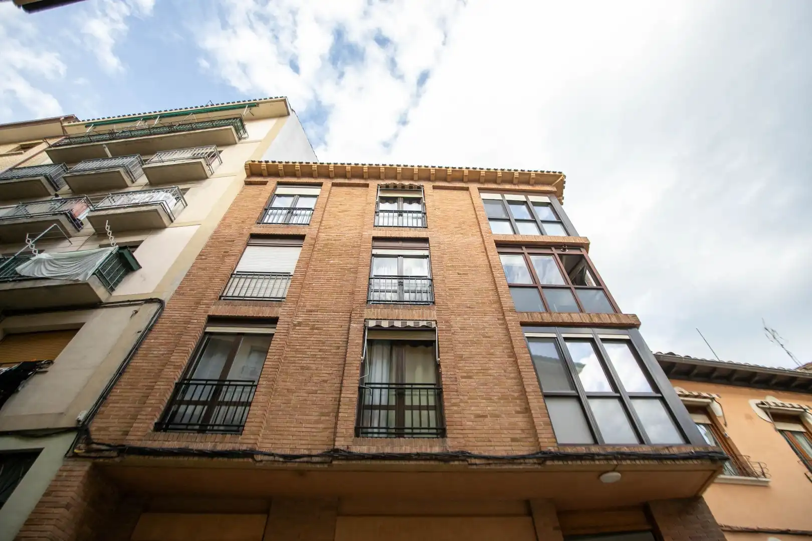 Außenansicht von Wohnung zum Verkauf in Estella / Lizarra mit Heizung, Terrasse und Möbliert
