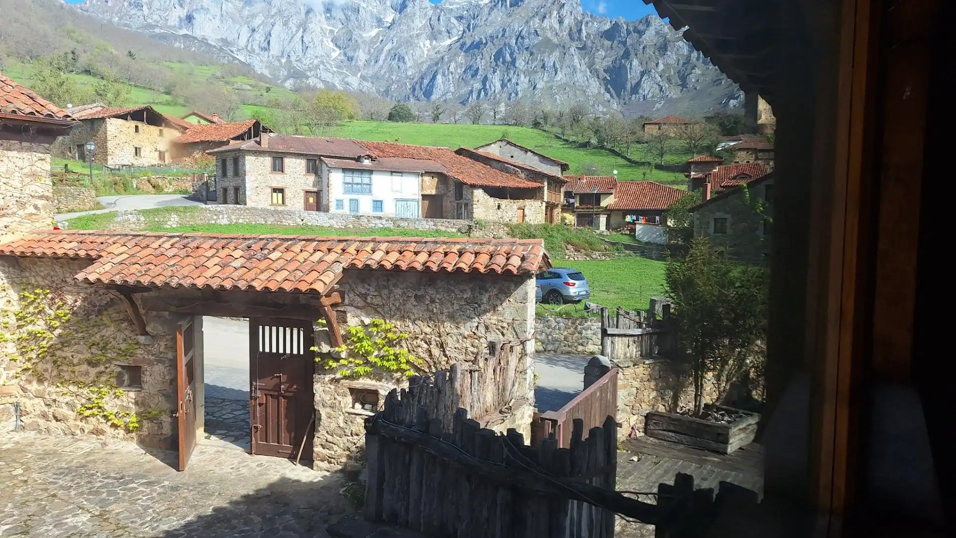 Exterior view of Houses for sale in Camaleño  with Heating, Private garden and Terrace