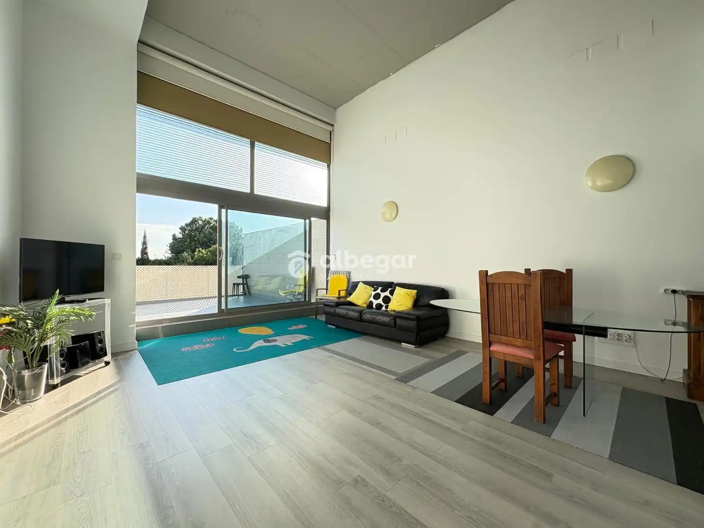 Sala d'estar de Pis en venda en Valencia amb Aire condicionat, Terrassa i Piscina