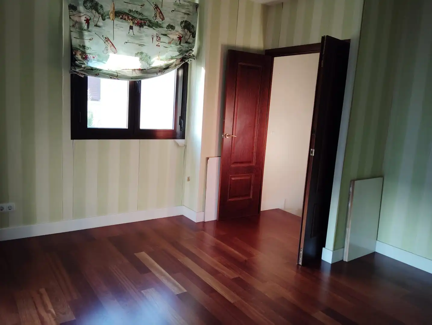 Habitación de Casa o chalet en venta en Guillena con Aire acondicionado, Calefacción y Jardín privado