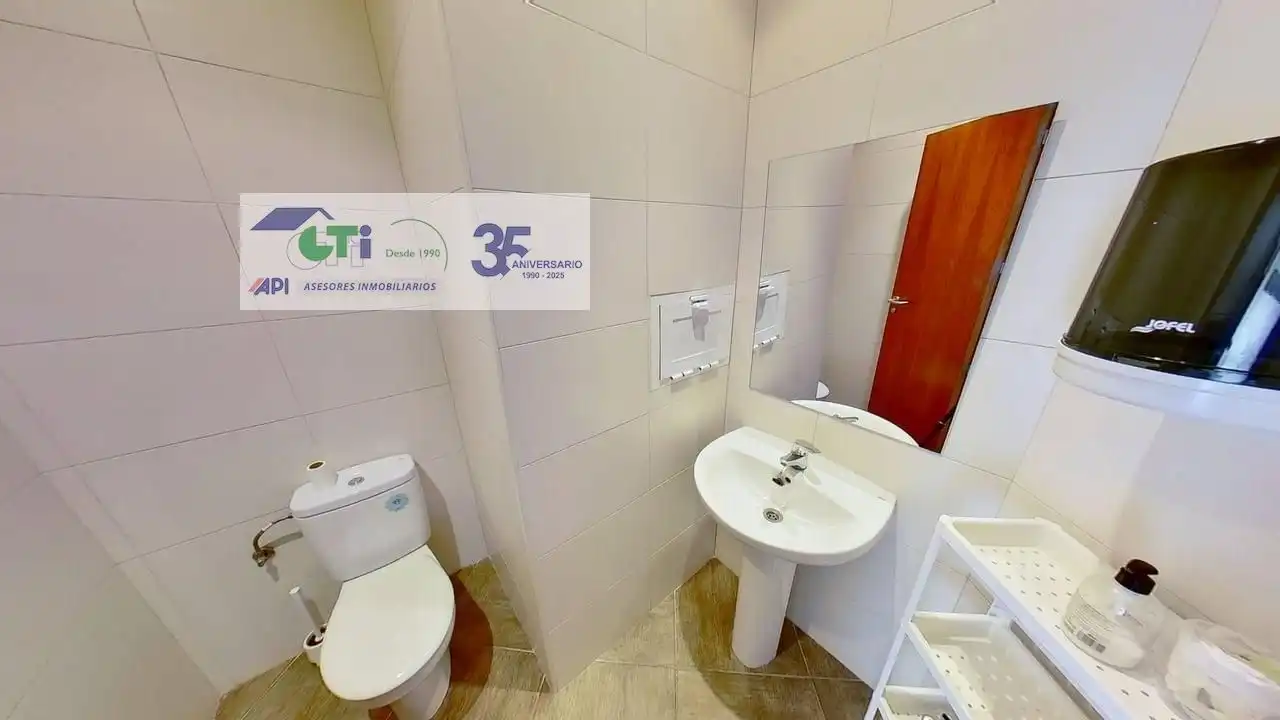 Badezimmer von Büro zur Miete in Cuarte de Huerva
