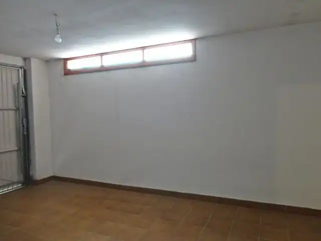 Casa adosada en venta en Hontoria del Pinar con Calefacción, Terraza y Trastero