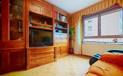 Sala d'estar de Pis en venda en Oviedo 