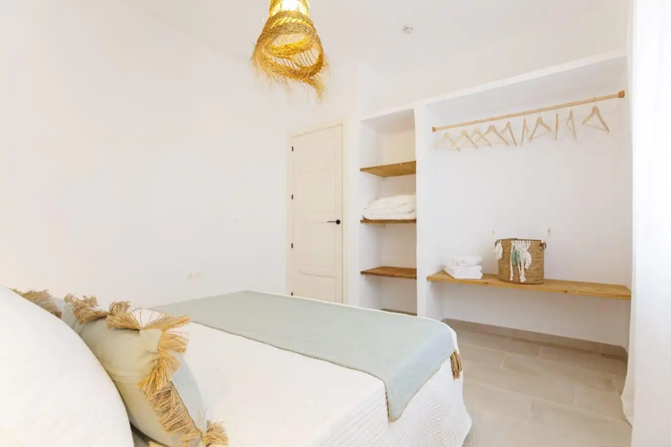 Bedroom of Houses for sale in Salobreña  with Air Conditioner, Terrace and Swimming Pool