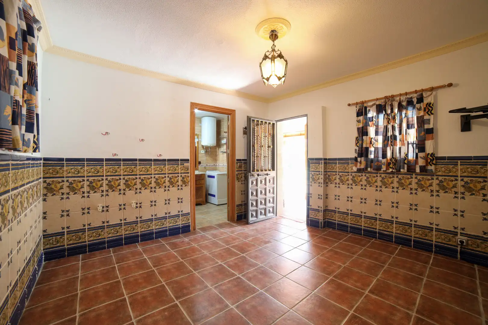 Houses for sale in Calle Monte Perdido, Batres