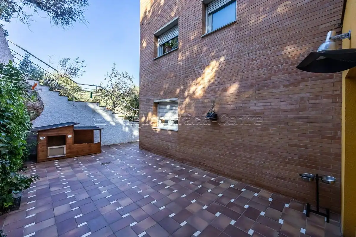 Terrassa de Casa o xalet en venda en Castellar del Vallès amb Calefacció, Jardí privat i Terrassa