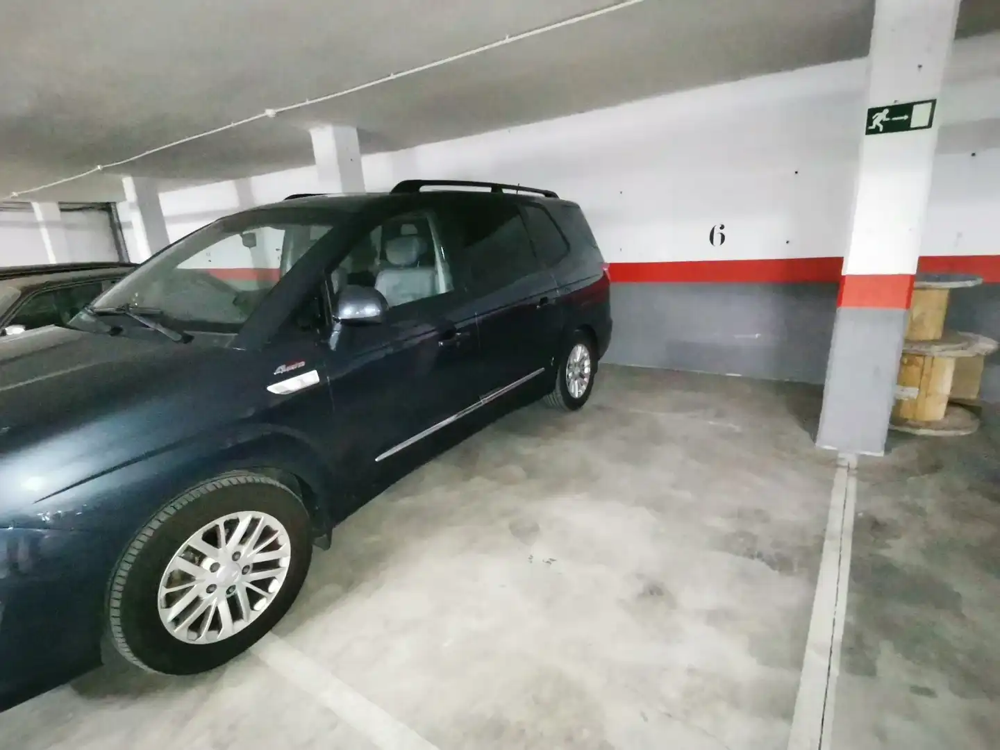 Parkplatz von Geschaftsraum zum Verkauf in Tres Cantos mit Klimaanlage