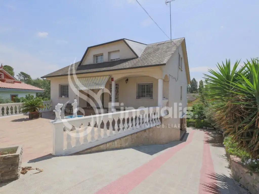 Vista exterior de Casa o xalet en venda en Lliçà d'Amunt