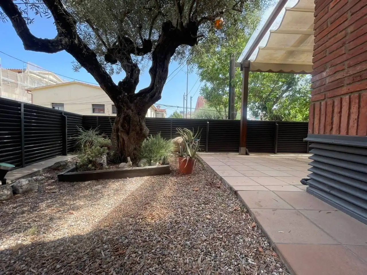 Terrasse von Wohnung zur Miete in Cerdanyola del Vallès mit Klimaanlage, Heizung und Privatgarten