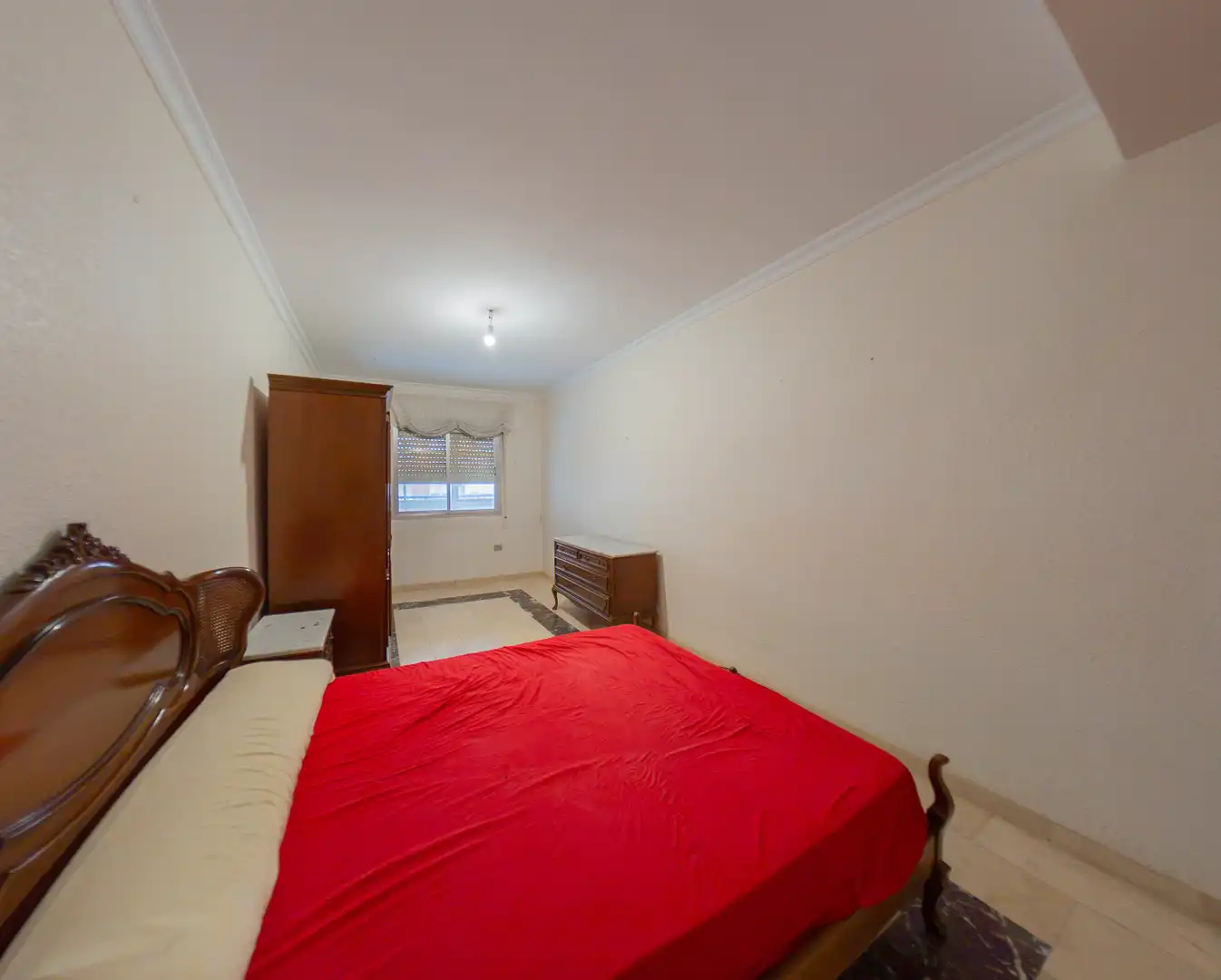 Habitación de Piso en venta en Murcia con Balcón