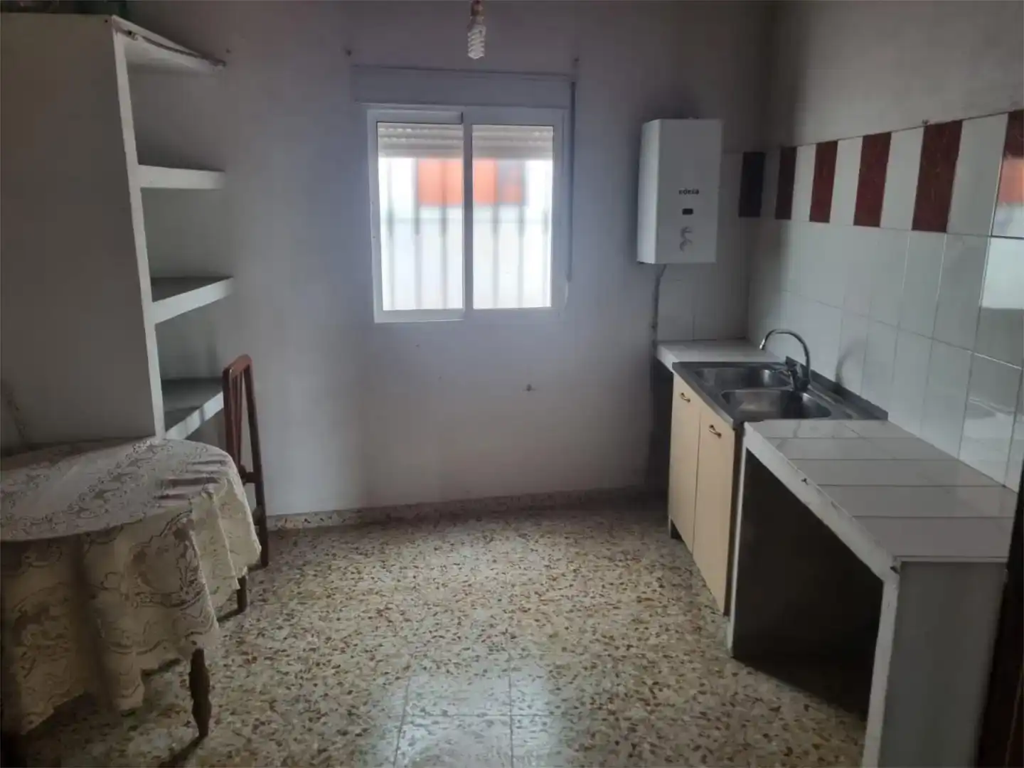 Cuina de Casa adosada en venda en Berrocal amb Aire condicionat