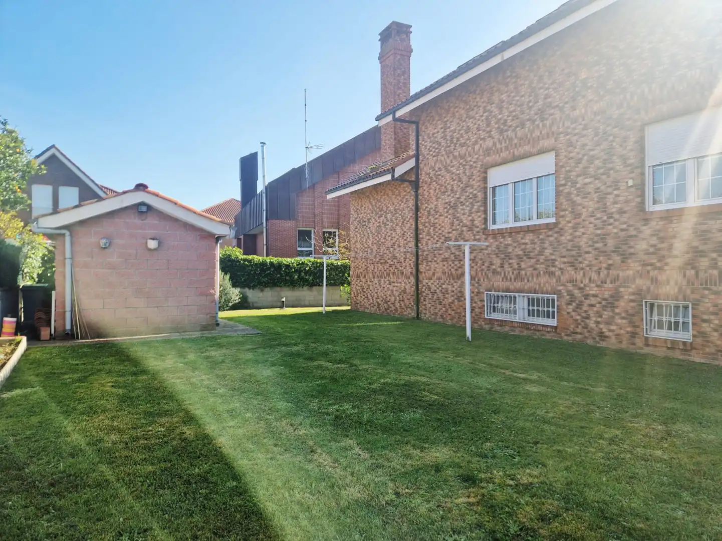 Vista exterior de Casa o chalet en venta en Castrillón con Calefacción, Terraza y Trastero