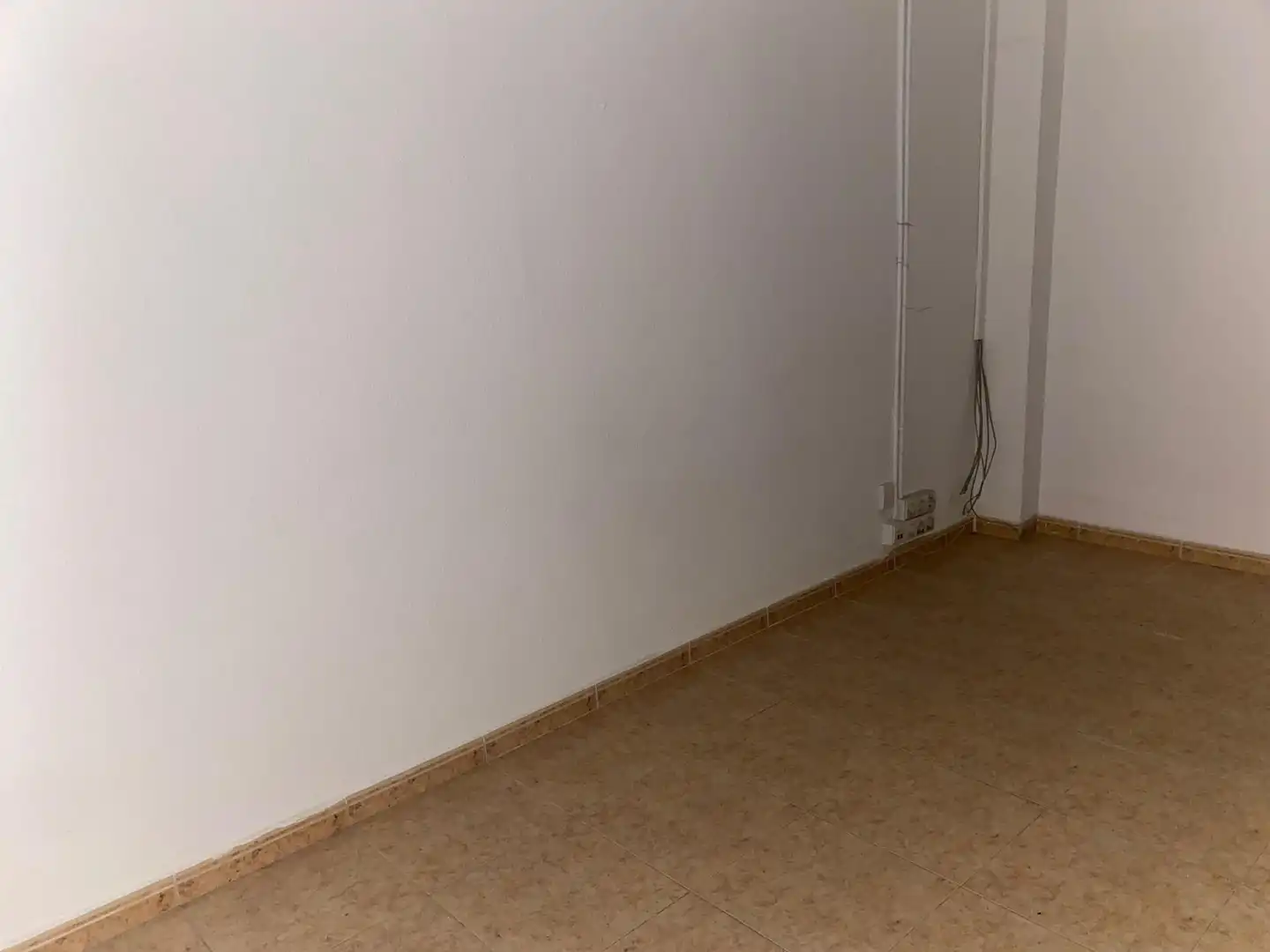 Gewerbefläche zum Verkauf in ANGELINES, imagen 6