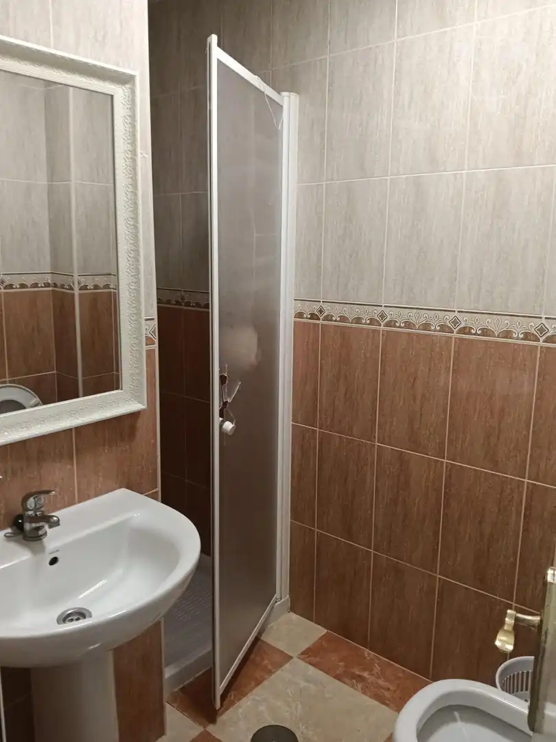 Baño de Piso en venta en Huelva con Terraza y Amueblado