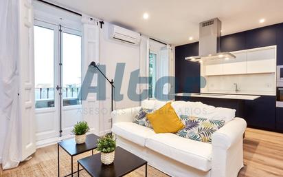 Flat to rent in Carlos V, Jerónimos