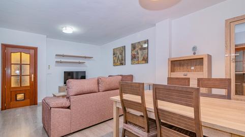 Foto 5 de Casa adosada en venta en Calle José María Pemán, Cúllar Vega, Granada
