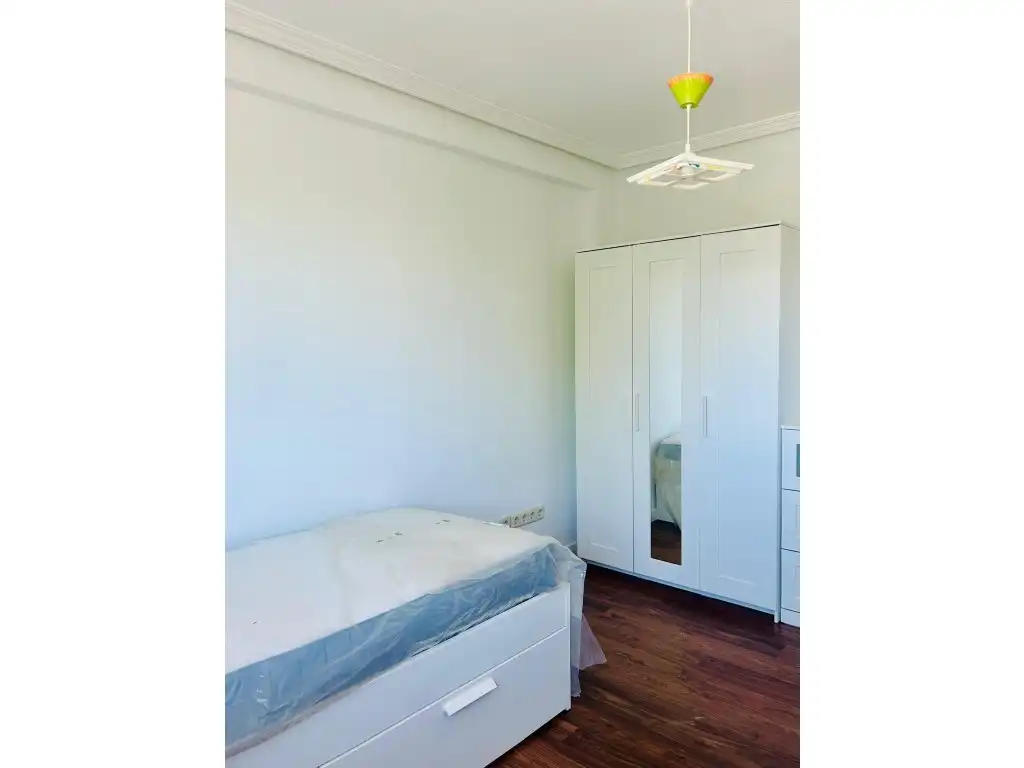 Habitación en Calle Francisco Pizarro, Villanueva de la Cañada ciudad