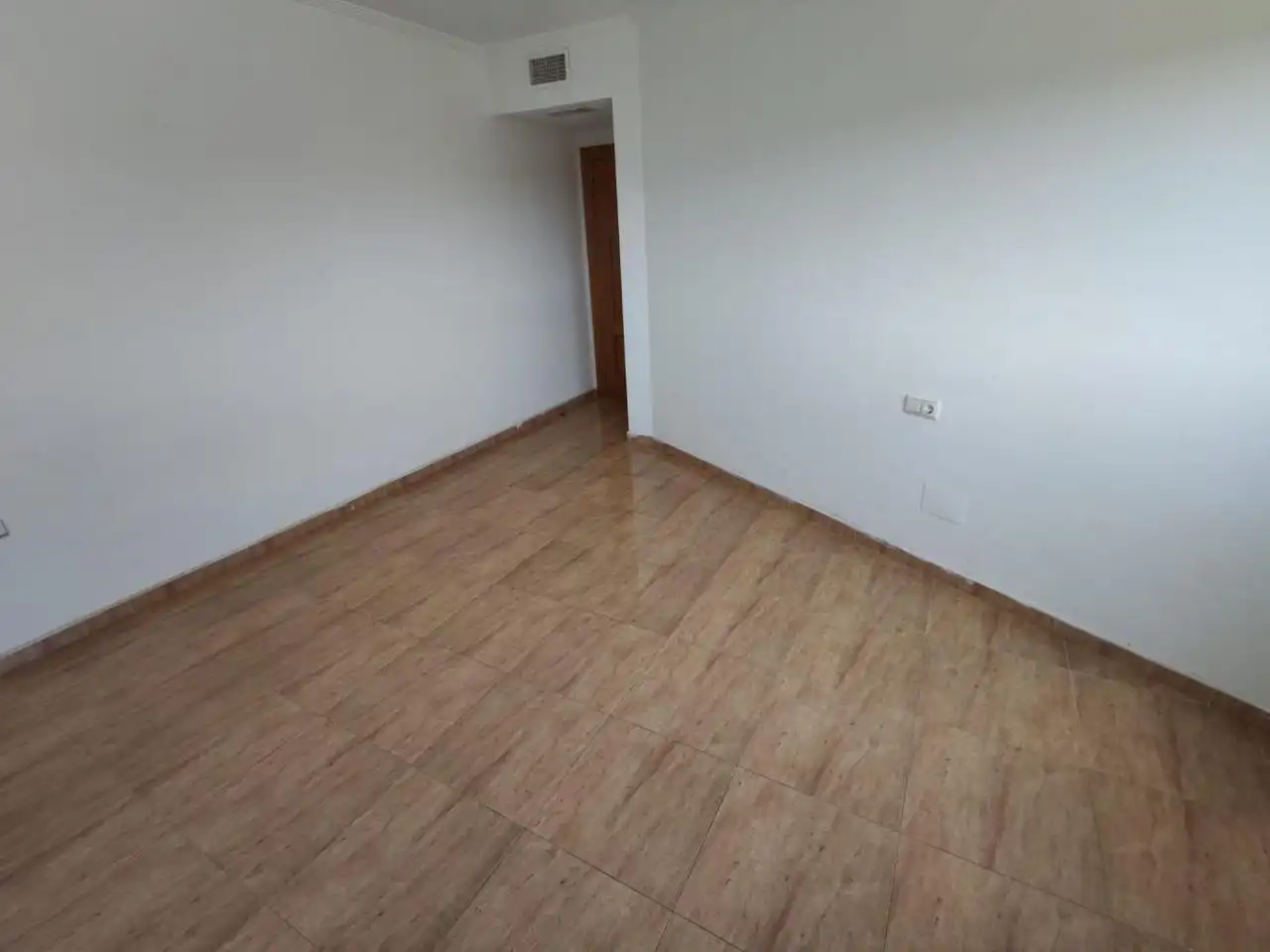 Dormitori de Pis en venda en Fortuna amb Traster