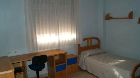 Foto 2 de Casa adosada en venda a El Pilar, Castellón