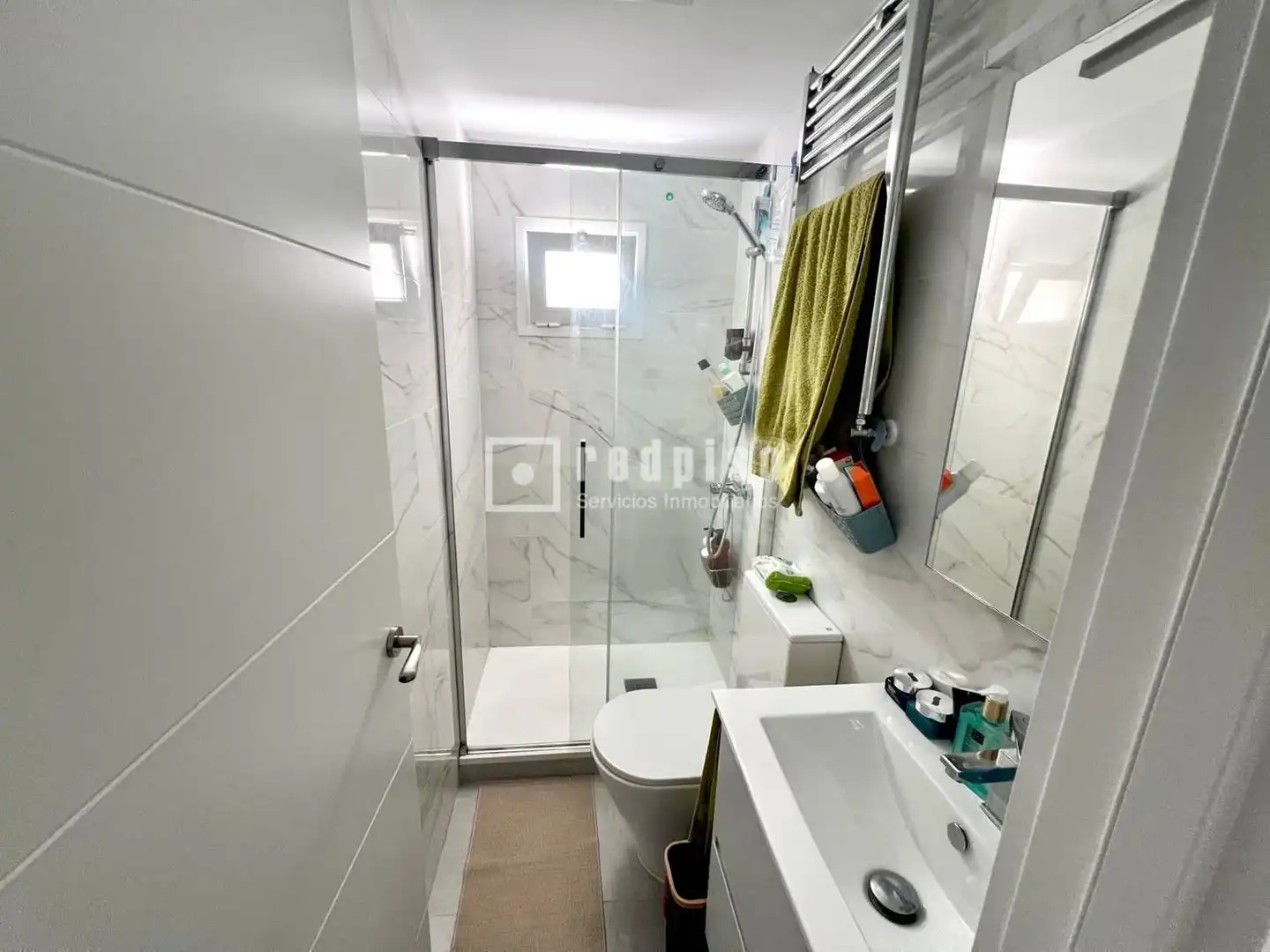 Baño de Piso de alquiler en Madrid con Calefacción y Terraza