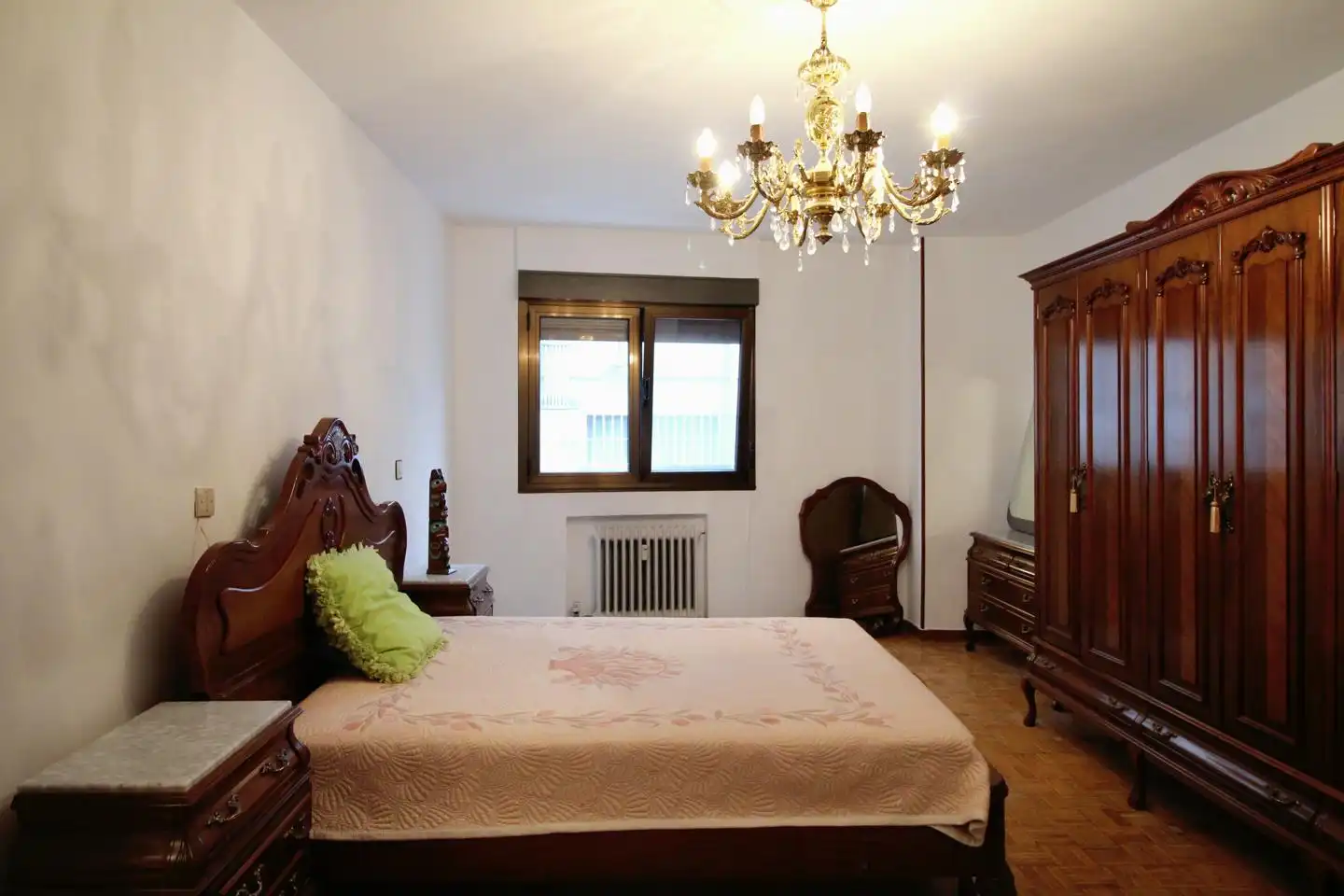 Piso de alquiler en Campoamor, 23, Salesas - Foncalada - Campoamor