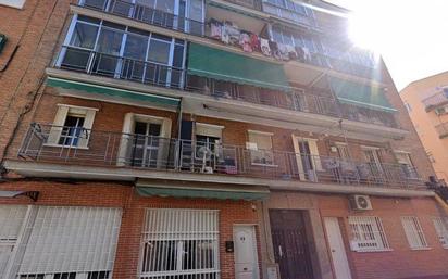 Exterior view of Apartment for sale in  Madrid Capital  with Heating, Terrace and Balcony