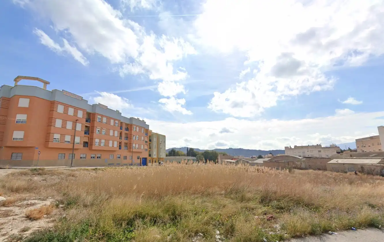Terreny residencial en venda a Calle Poligono I