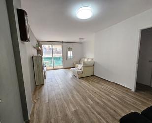 Sala d'estar de Pis en venda en El Vendrell amb Calefacció i Terrassa