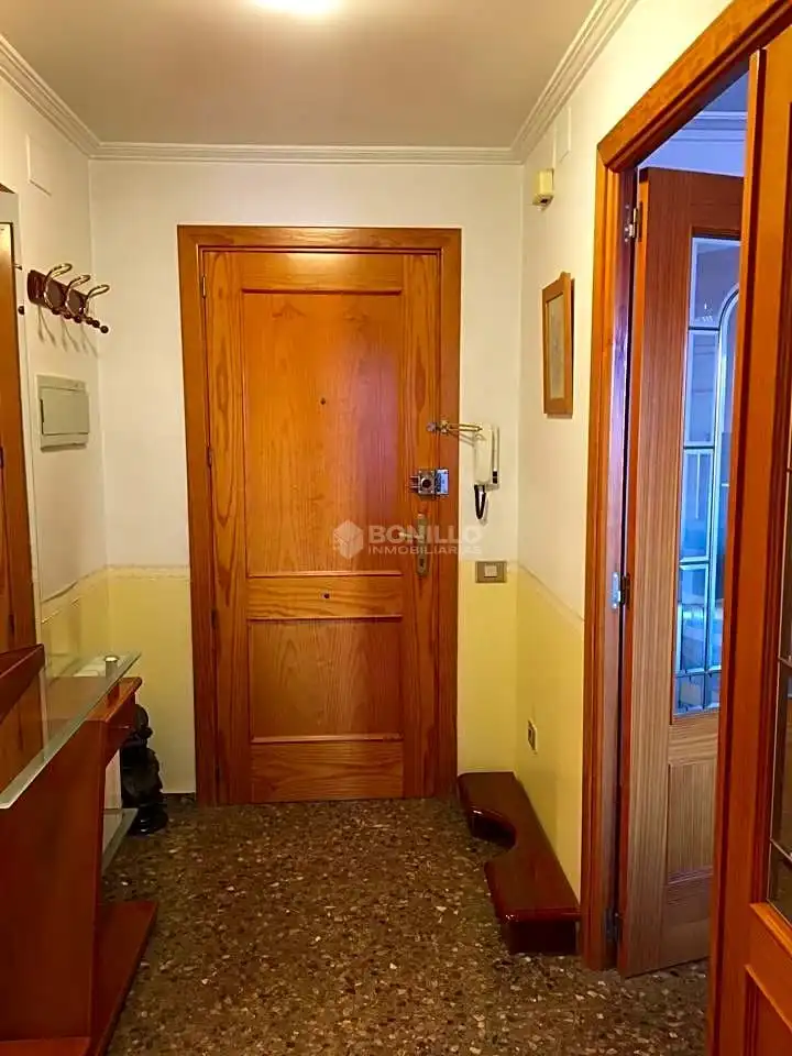 Flat with terrace to rent in Avenida de Sagunto, imagen 42