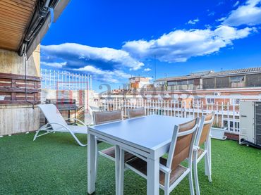Penthouse mit Balkon zum Verkauf in Eixample