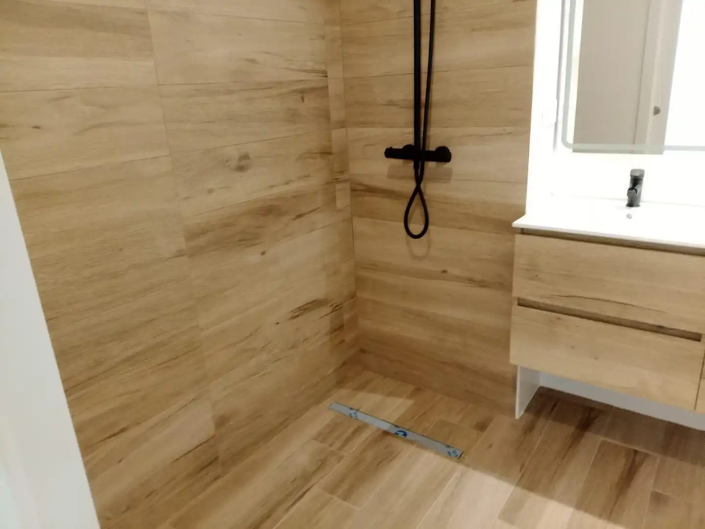 Baño de Piso en venta en Vilafranca del Penedès con Parquet, Terraza y Balcón