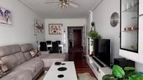 Living room of Flat for sale in Bilbao   with Terrace and Balcony