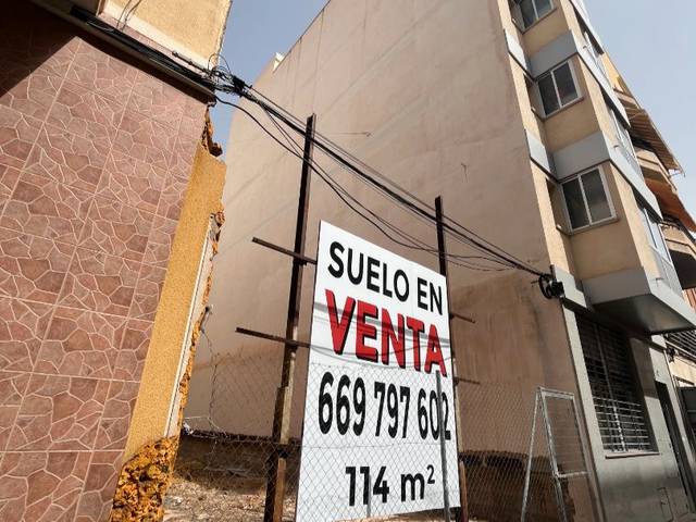 Terreno residencial en Venta en Carrer Manuel Safon Santamaria, 14 en Camí dels Magros - Casablanca