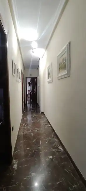 Wohnung zum Verkauf in Linares mit Klimaanlage, Heizung und Balkon