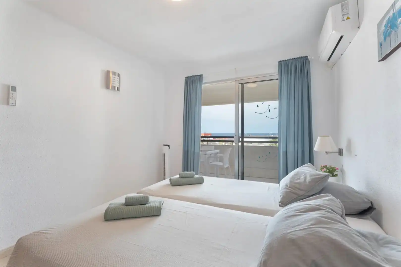 Bedroom of Flat for sale in Adeje  with Terrace, Swimming Pool and Furnished