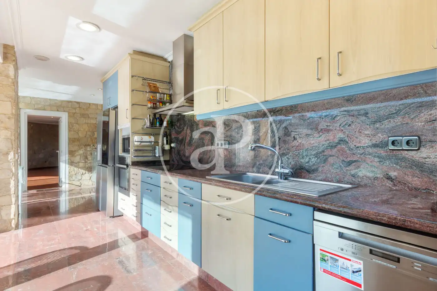 Cocina de Casa o chalet en venta en Serra con Aire acondicionado, Calefacción y Jardín privado