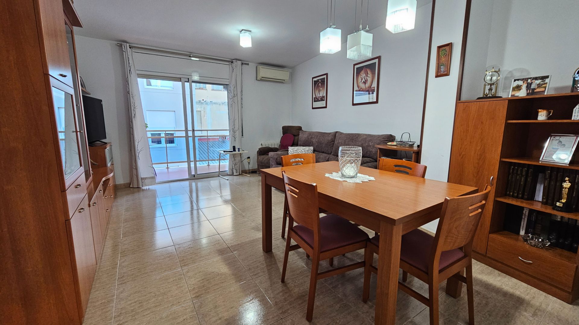 Menjador de Pis en venda en  Tarragona Capital amb Aire condicionat, Calefacció i Moblat