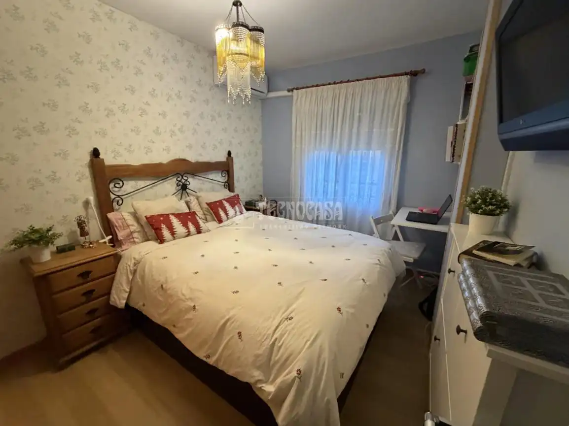 Bedroom of Flat for sale in Alcalá de Henares  with Air Conditioner and Terrace