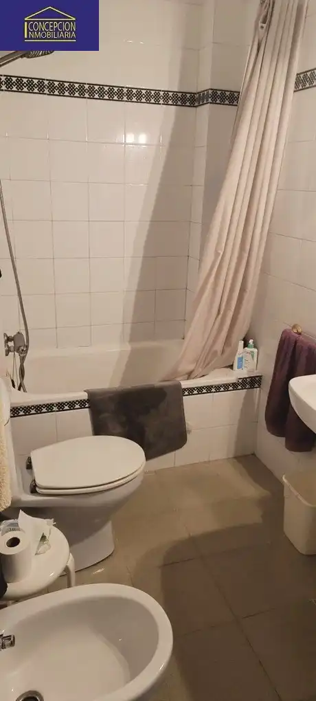Bathroom of Flat for sale in Córdoba  with Terrace and Balcony
