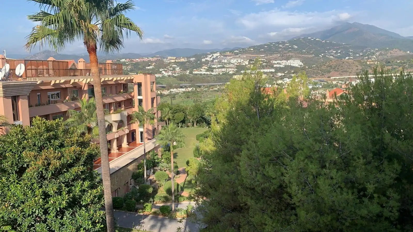 Mini appartamento con terrazza in vendita a Nueva Andalucía, imagen 17