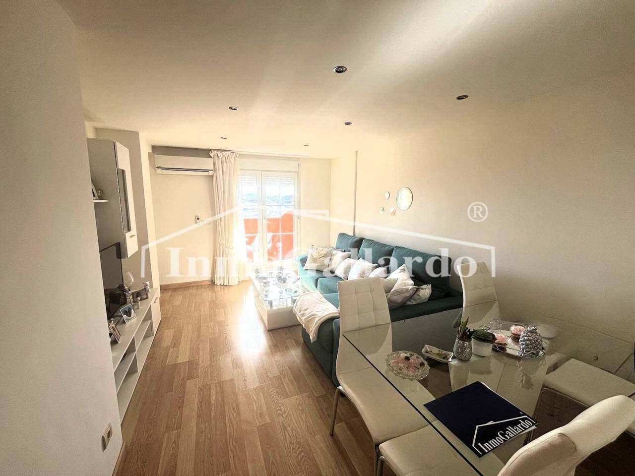 Dormitori de Pis en venda en Rincón de la Victoria amb Aire condicionat, Terrassa i Traster