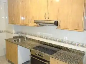 Flat with balcony to rent in Centro